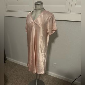 Jones New York night shirt